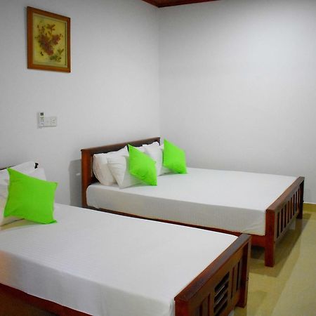 Leonine Villa Yala ティッサマハーラーマ エクステリア 写真