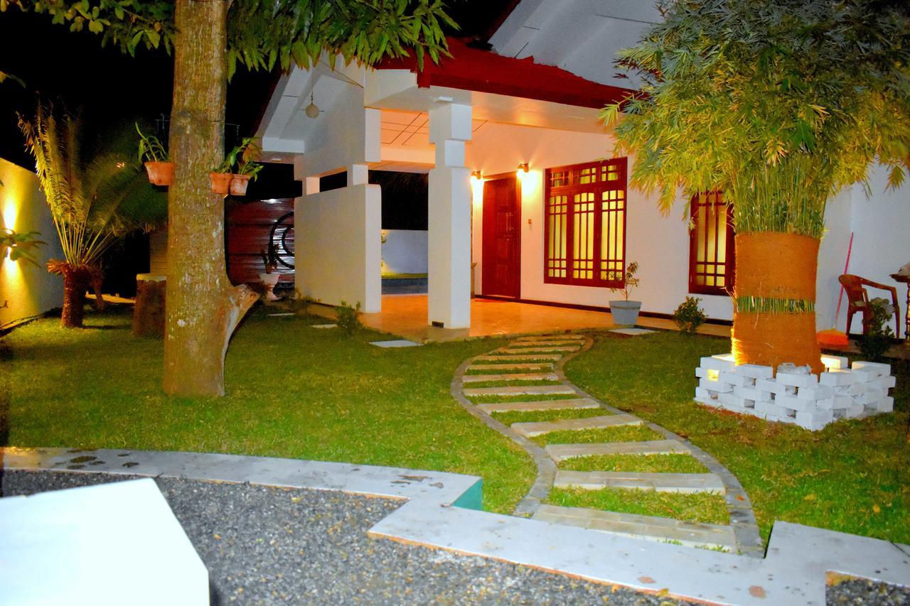 Leonine Villa Yala ティッサマハーラーマ エクステリア 写真